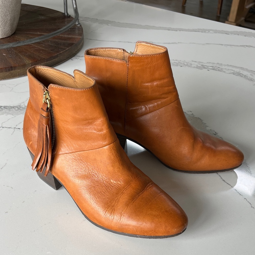 Coach brown Leather Pricilla Ankle Boots size 9